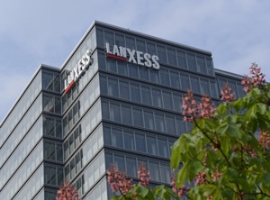 Lanxess: Kunststoffhersteller bekräftigt Gesamtjahres-Prognose