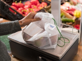 Real: Supermarkt verbannt Plastikbeutel aus der Obst- und Gemüseabteilung