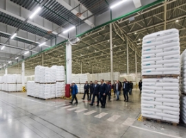 Sibur: Polymer-Logistikzentrum bei Moskau in Betrieb