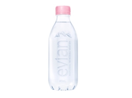 Evian: Flasche aus 100 Prozent Recycling-PET