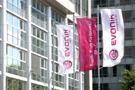 Evonik: Spezialchemiekonzern profitiert von höheren Absatzmengen