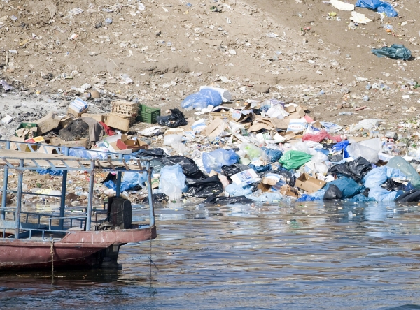 Ungesicherter Plastikmüll soll künftig nicht ungehindert nach Afrika oder Asien verschifft werden können (Foto: Panthermedia/imagebrokermicrostock) 
