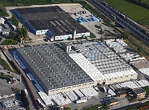 Aus der Vogelperspektive: Die Produktionsstätte in Anagni (Foto: Alpla)