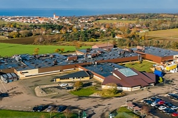 Der Hauptsitz in Torekov / Schweden: Insgesamt verfügt die Gruppe über 35 Standorte in Europa, Nordamerika und Asien (Foto: Nolato)