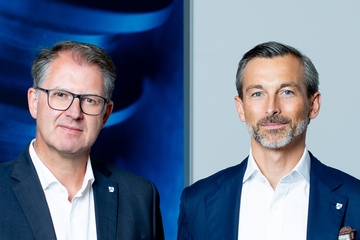 Zwei Kollegen, einer davon auch Chef: Martin Schüler (links) und Raphael Wolfram (Foto: Röchling)