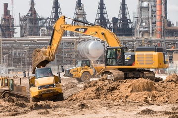 Die Bagger rollen in Baytown: In zwei Jahren soll die neue Pyrolyse-Großeinheit fertig sein (Foto: ExxonMobil)