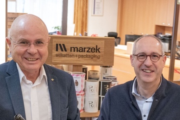 Der Neue und der Chef: COO Michael Grech (re.) mit CEO Dr. Johannes Michael Wareka (Foto: Marzek Etiketten+Packaging)